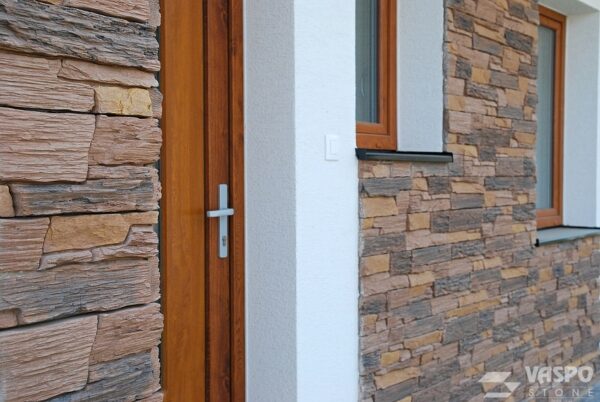 steinverblender slate castle brown zur verkleidung einer fassadenwand