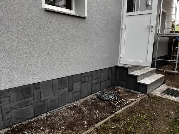wandverblender slate cleft zur verkleidung des haus sockels einfach und ohne fuge verlegt