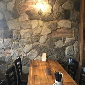 fieldstone gray und masterbrick wandverblender bauernstube wölfersheim