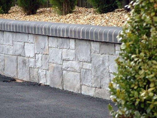 steinverblender alamo gray stützmauer fugenlos verlegt