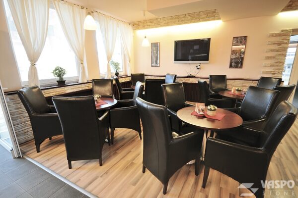 wandverblender rock fired light als wand dekor stein in einem restaurant s