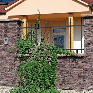 wandverblender fatima purple geschichteter schiefer nachbildung mauer system