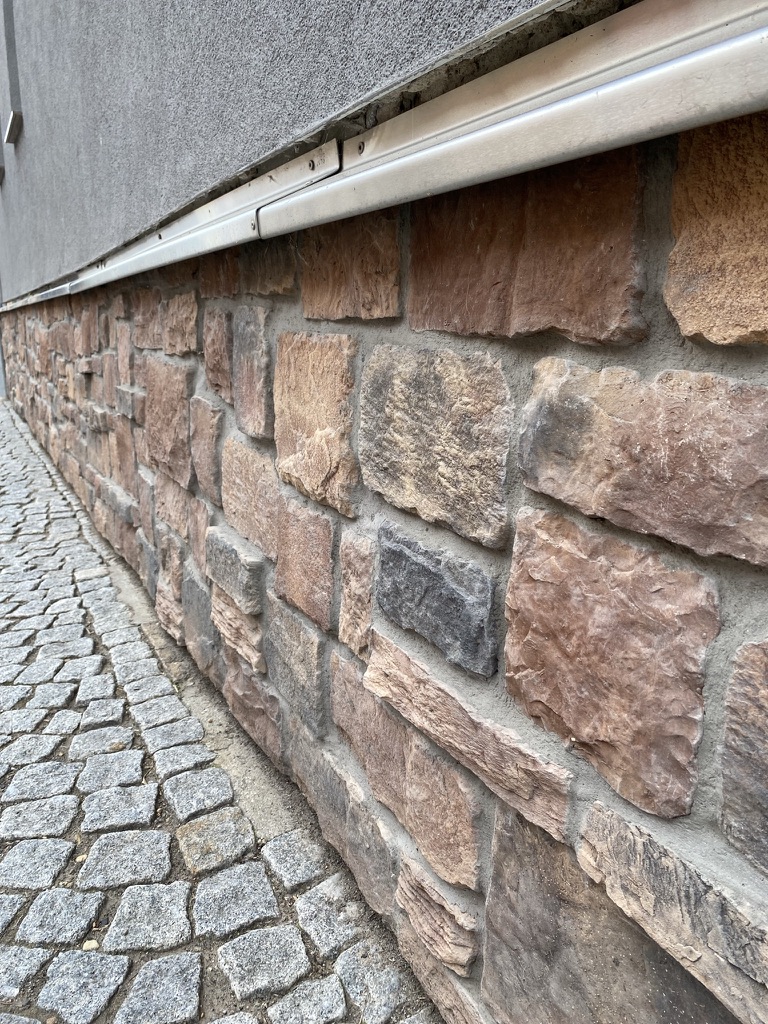 mix colorado haussockel verkleidung mit grauer fuge